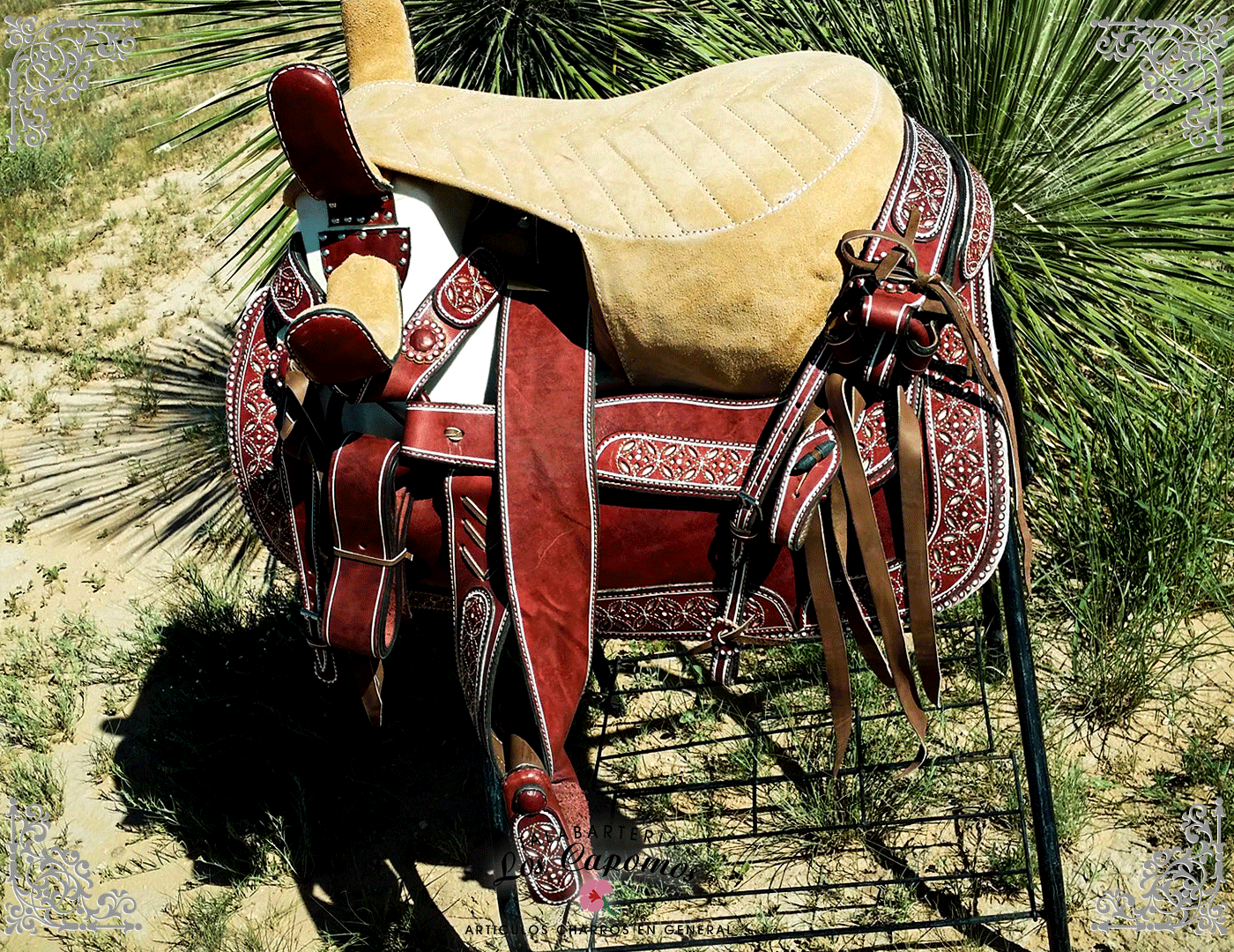 Montura Albarda Charra color Guinda. Mexican Charro Saddle